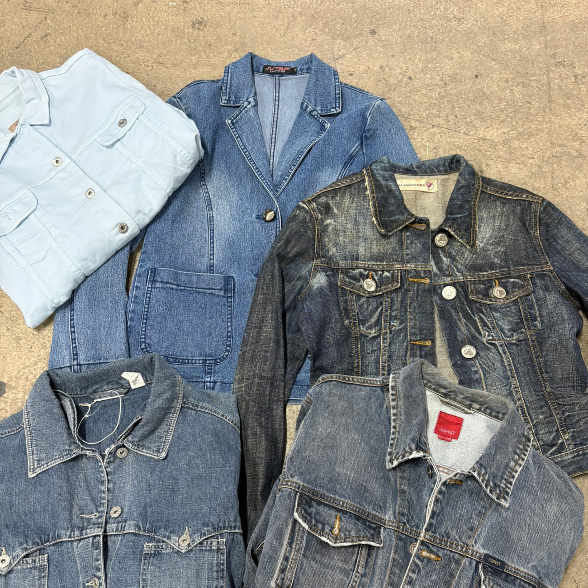 BOX GIACCHE JEANS VINTAGE 50 Kg